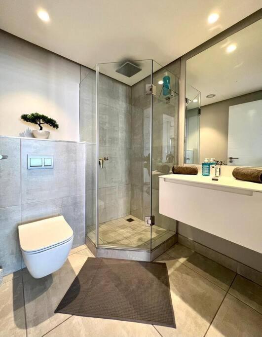 Skyline Views Stylish Studio With Pool, Parking No Load Shedding Cape Town Exterior photo