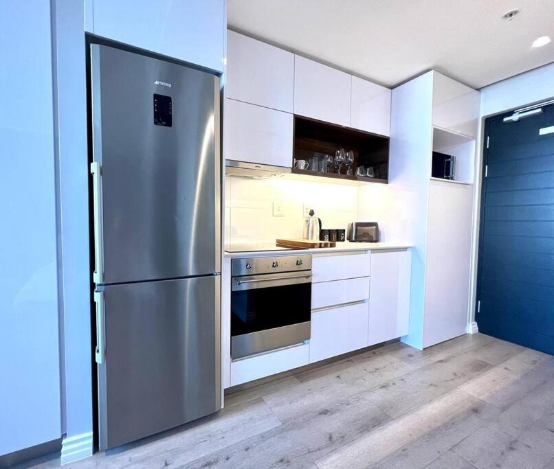 Skyline Views Stylish Studio With Pool, Parking No Load Shedding Cape Town Exterior photo