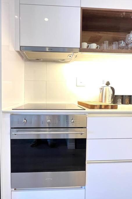 Skyline Views Stylish Studio With Pool, Parking No Load Shedding Cape Town Exterior photo