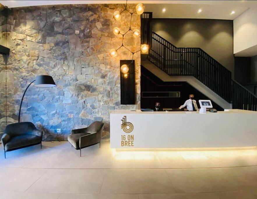 Skyline Views Stylish Studio With Pool, Parking No Load Shedding Cape Town Exterior photo